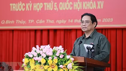 Luôn gắn bó, lắng nghe ý kiến, nguyện vọng của cử tri