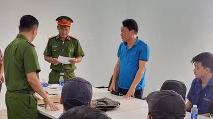 Bắt giám đốc và phó giám đốc Trung tâm đăng kiểm tại Gia Lai