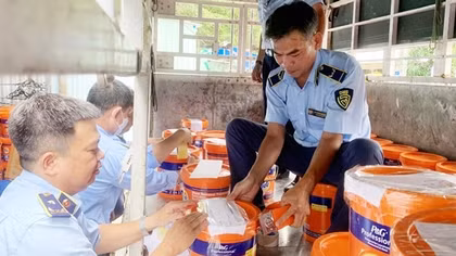 Phát hiện gần 2 tấn bột giặt nghi giả mạo