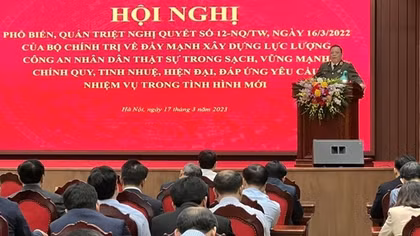 Thành ủy Hà Nội quán triệt Nghị quyết số 12 của Bộ Chính trị