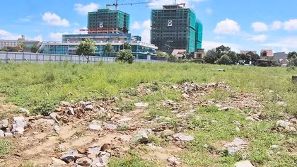 Hà Nội xem xét gia hạn các dự án chậm triển khai do dịch bệnh COVID-19