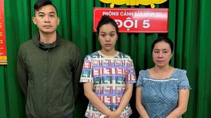 Phá đường dây mại dâm có phi công Cơ trưởng hàng không điều hành