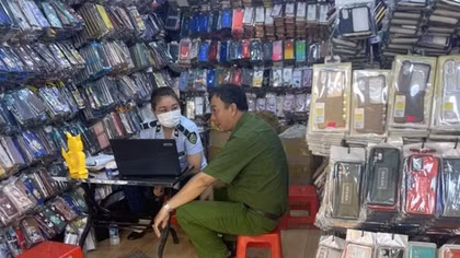Kiểm tra 3 điểm kinh doanh, thu giữ hơn 27.000 sản phẩm vi phạm