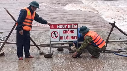 Mưa lớn diện rộng, Quảng Bình triển khai lực lượng ứng phó khẩn cấp