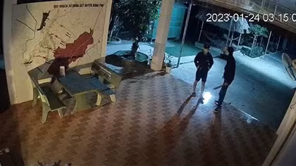 Điều tra clip nhóm “người dơi” mang dao nhọn đột nhập nhà dân, cuỗm tài sản