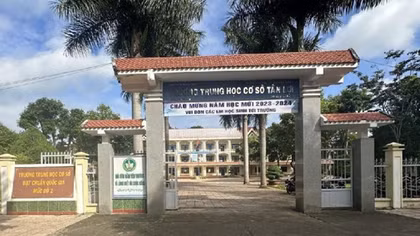 Nữ sinh lớp 9 tử vong trong giờ học thể dục