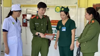 Rút gọn mọi thủ tục nhờ dịch vụ công trực tuyến