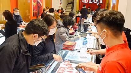 Năm 2023: Có nên đầu tư vàng?