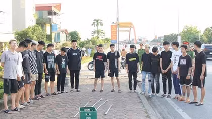 Tạm giữ hình sự 13 đối tượng gây rối trật tự công cộng