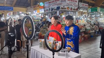 Giải pháp để cứu chợ truyền thống thoát cảnh ế ẩm