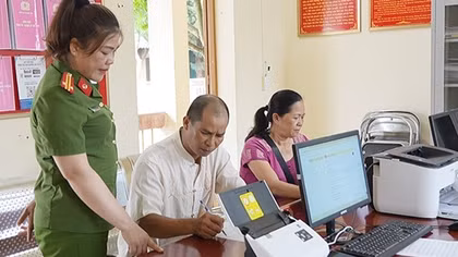 Nỗ lực cải cách hành chính ngay tại cơ sở để phục vụ người dân tốt hơn