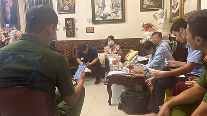 Kiểm tra đột xuất nơi hành nghề của “bác sĩ Hà Duy Thọ” nổi tiếng trên Facebook, Tiktok
