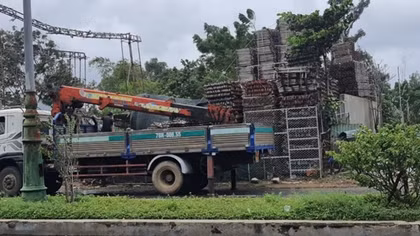 Chuyển hồ sơ sang cơ quan Công an vụ doanh nghiệp chiếm dụng đất trái phép làm kho bãi