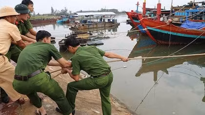 Các đơn vị Công an chủ động ứng phó với thời tiết nguy hiểm trên biển