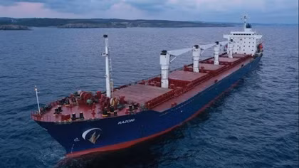Long đong số phận tàu chở ngũ cốc đầu tiên của Ukraine
