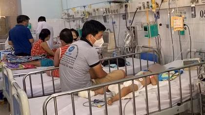 Sốt xuất huyết tăng mạnh, nguy cơ xảy ra dịch
