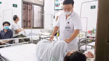 Áp lực thi cử khiến nhiều học sinh phải nhập viện