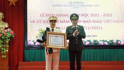 Thành tích ấn tượng của Nhà giáo Ưu tú trẻ nhất lực lượng CAND năm 2021