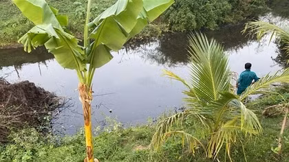 Rủ nhau ra suối chơi, bé gái 8 tuổi cùng em đuối nước thương tâm