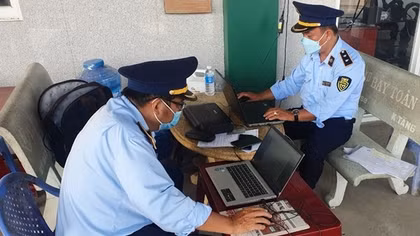 Sử dụng nhân viên không được đào tạo, một doanh nghiệp xăng dầu bị phạt