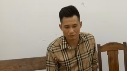Côn đồ tấn công dã man tài xế sau va chạm giao thông