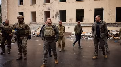Tổng thống Ukraine rời thủ đô, tới Kharkov sa thải lãnh đạo an ninh địa phương