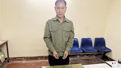 Bắt giữ đối tượng vận chuyển 10 bánh heroin