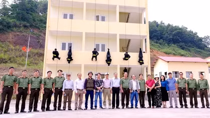 Xét thưởng tác phẩm dự thi sáng tác về “Hình tượng người chiến sĩ Cảnh vệ CAND”