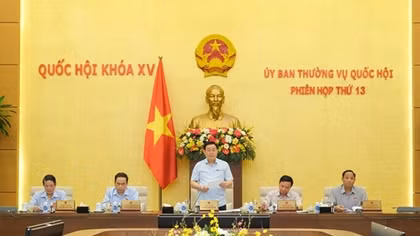 Cho ý kiến Luật Đất đai (sửa đổi), thông qua Luật Phòng, chống rửa tiền (sửa đổi) tại Kỳ họp thứ 4