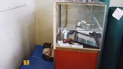 Nhiều tiệm vàng bạc bị "người dơi" đột nhập