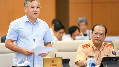 Đấu giá biển số xe ô tô: Tạo thuận lợi nhất, có lợi nhất cho người dân