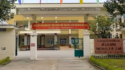 Vì sao hàng chục hồ sơ đề nghị hỗ trợ kinh phí xây mộ liệt sĩ chưa được giải quyết?