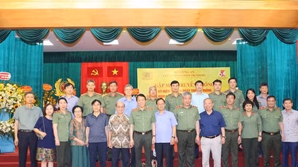 Bảo đảm tốt an ninh chính trị nội bộ trong tình hình mới
