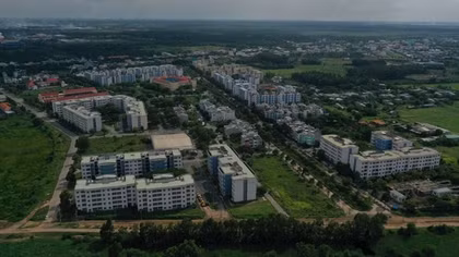 Đoàn Đại biểu Quốc hội TP Hồ Chí Minh kiến nghị cho phép chuyển giao quỹ đất 20% xây nhà ở xã hội