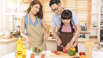 Bữa cơm gia đình là nơi để trở về !