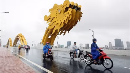 Hà Nội nắng nóng, Đà Nẵng đến Nam Bộ mưa to
