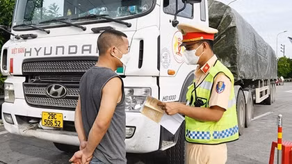 Ngăn từ gốc để hạn chế những vụ tai nạn giao thông thảm khốc