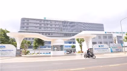 Người nhà tố bệnh viện vì sau sinh mổ sản phụ bị gãy xương sườn