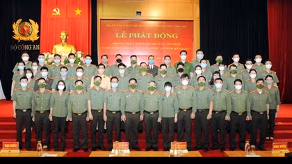 Lan tỏa mô hình “Con nuôi Công an xã”