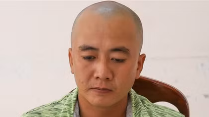 Vào tận nhà dân kề dao đe dọa để cướp