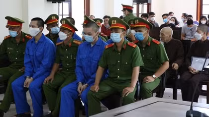 Bất ngờ hoãn phiên tòa xét xử vụ “Tịnh thất Bồng lai”