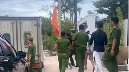 Lừa vay tiền trả lãi suất cao để chiếm đoạt