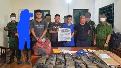 Vận chuyển thuê 174.000 viên ma túy với giá 320 triệu đồng
