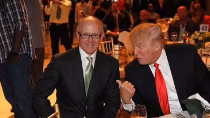 "Đồng minh" lâu năm của cựu Tổng thống Donald Trump muốn mua CLB Chelsea