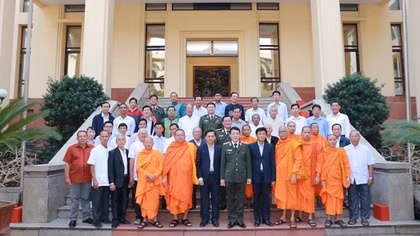 Lãnh đạo Bộ Công an tiếp đại biểu chức sắc tôn giáo, người có uy tín tỉnh Sóc Trăng
