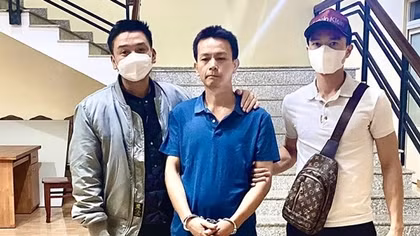 Kẻ truy nã sống bằng danh phận anh ruột suốt 16 năm