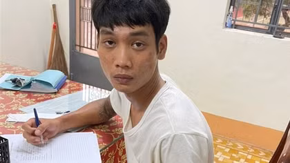 Tạm giữ nghi can cướp giật tài sản