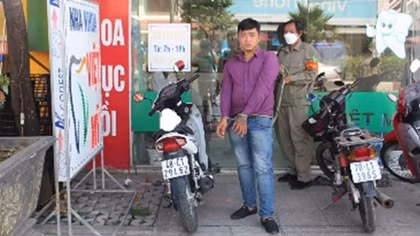 Người dân dũng cảm quật ngã kẻ trộm