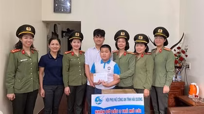 Hạnh phúc khi làm “Mẹ đỡ đầu” 3 trẻ mồ côi