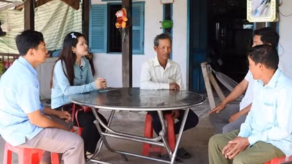 Tăng cường công tác vận động người dân tự nguyện giao nộp đất bao chiếm trái phép